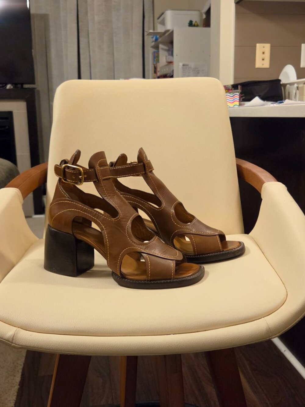 brown leather Chloé Gaile sandals - Picture 8 of 17